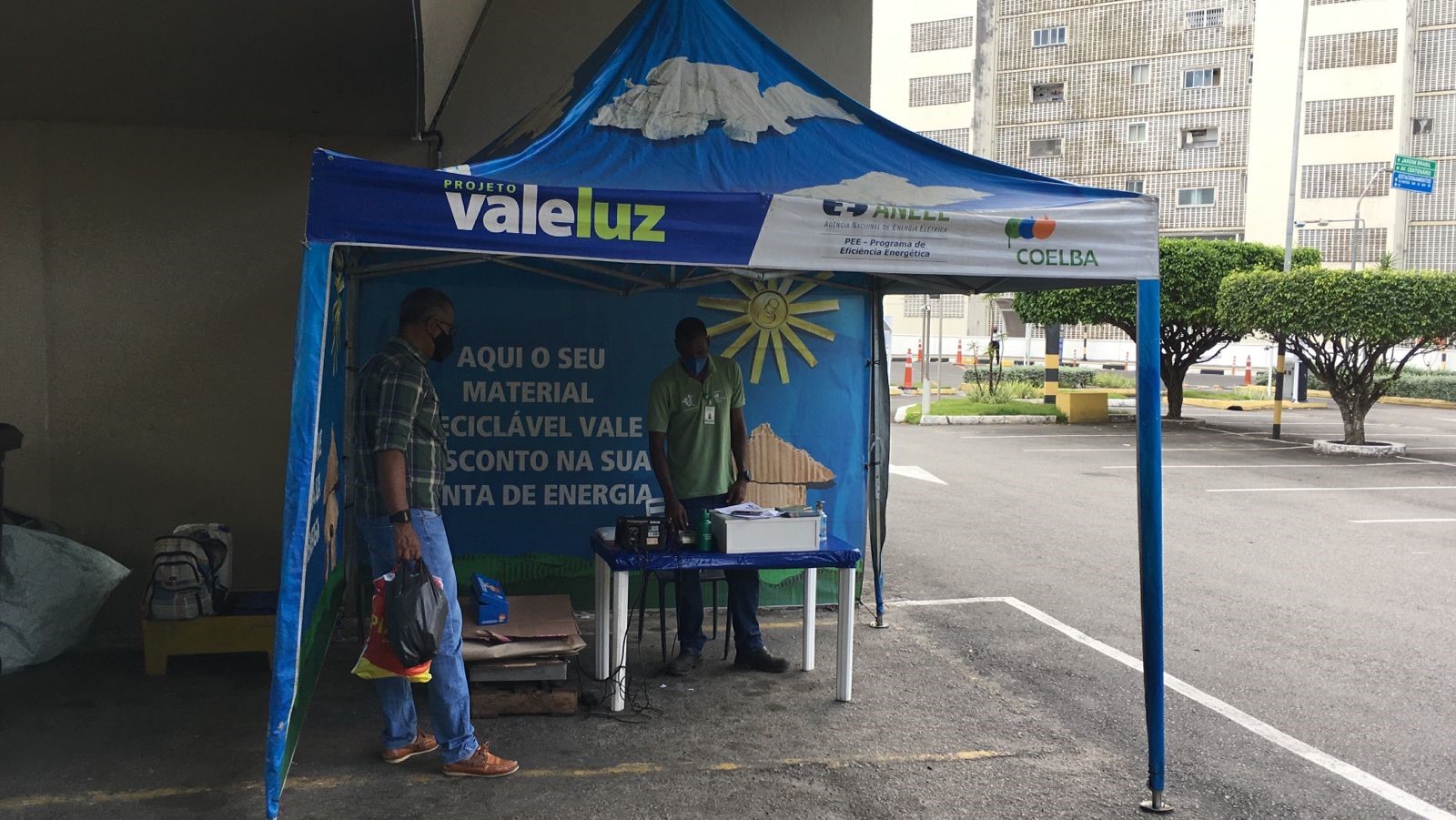 vale-luz-neoenergia-coelba-tenda.jpg